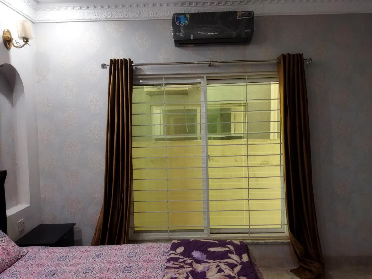 Appartement Furnished Private Ground Floor - Pasha House à Lahore Extérieur photo