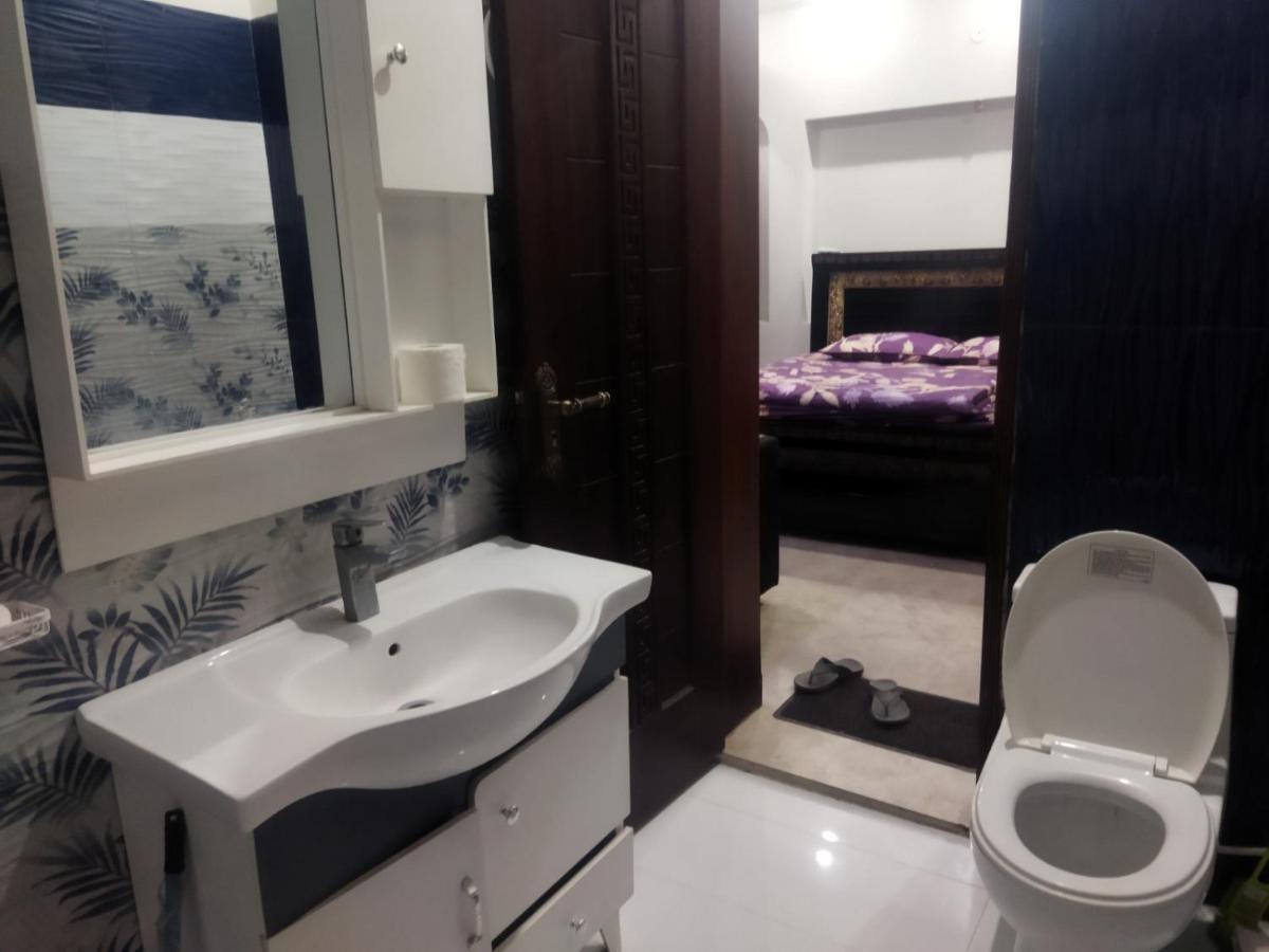 Appartement Furnished Private Ground Floor - Pasha House à Lahore Extérieur photo